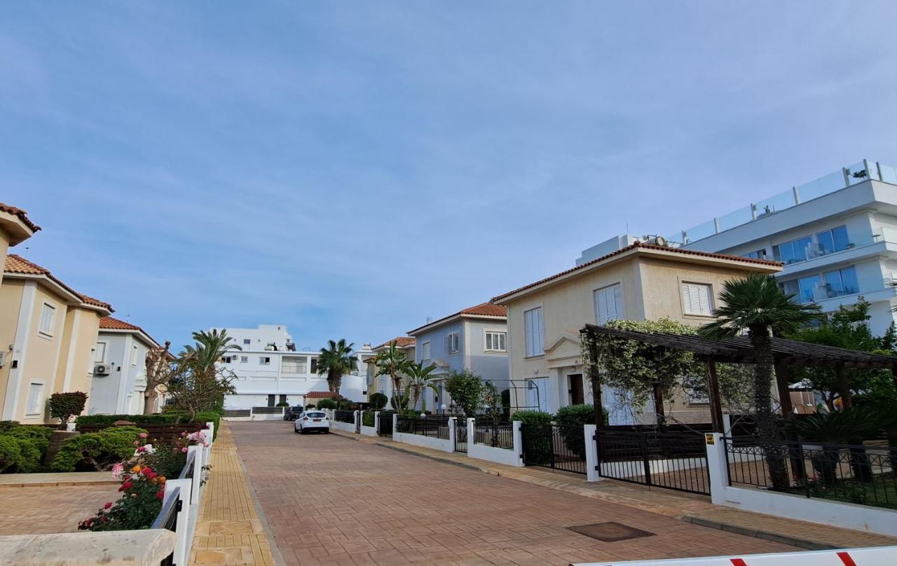 Villa Marina By Fig Tree Bay Protaras Eksteriør billede